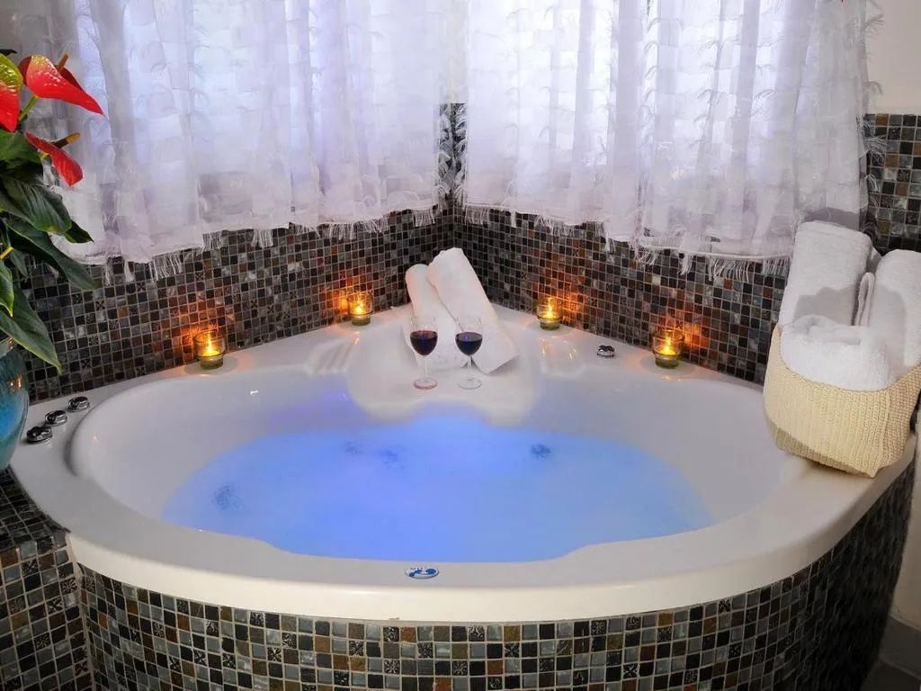 Romantic cabin with spa bath B - Gal Golan 2