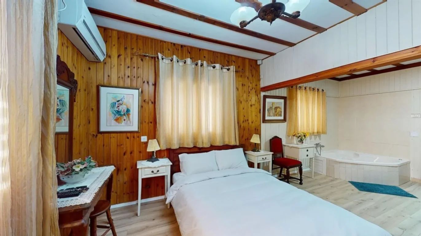 Beit HaZorea – Romantic Cabin Shai Chen in Menahemya, Lower Galilee & Valleys, Israel