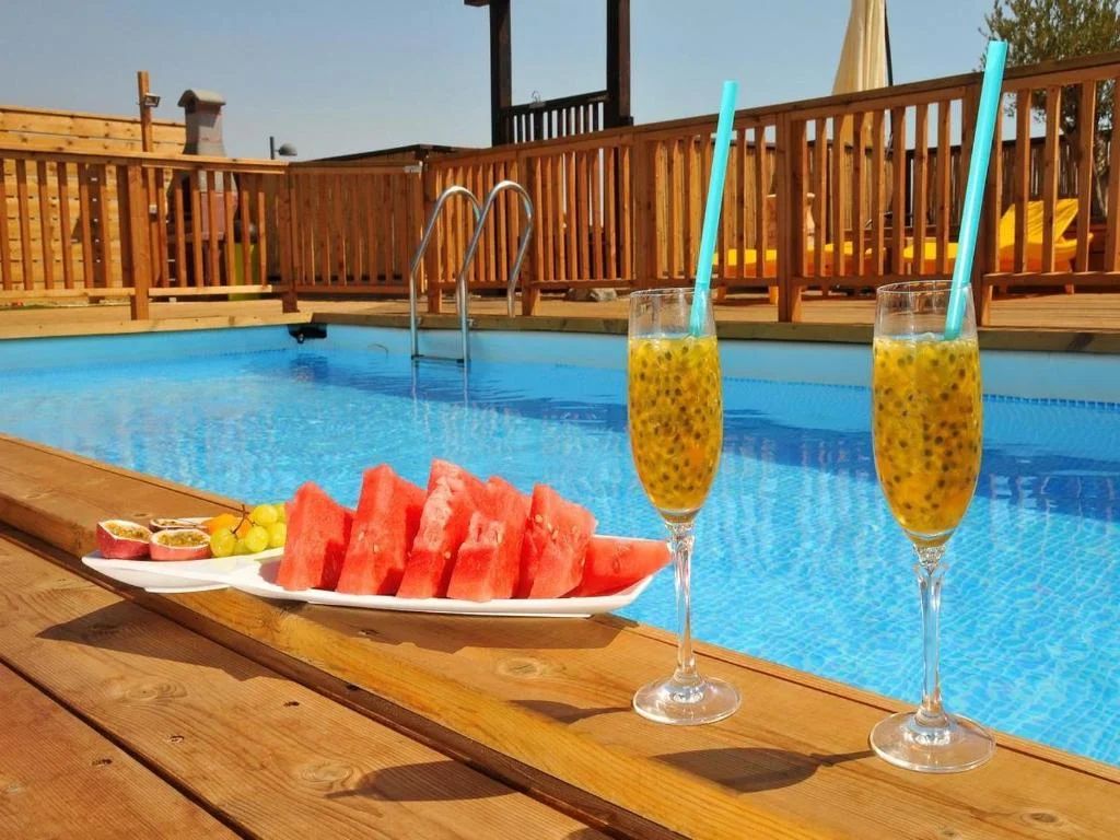 Gal Golan - a hospitality complex with 2 guest cabins in Had Nes, Golan Heights