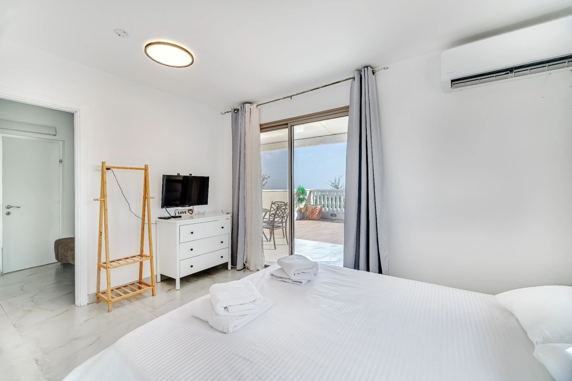 Penthouse in Richmond Mansion in Had Nes, Golan Heights