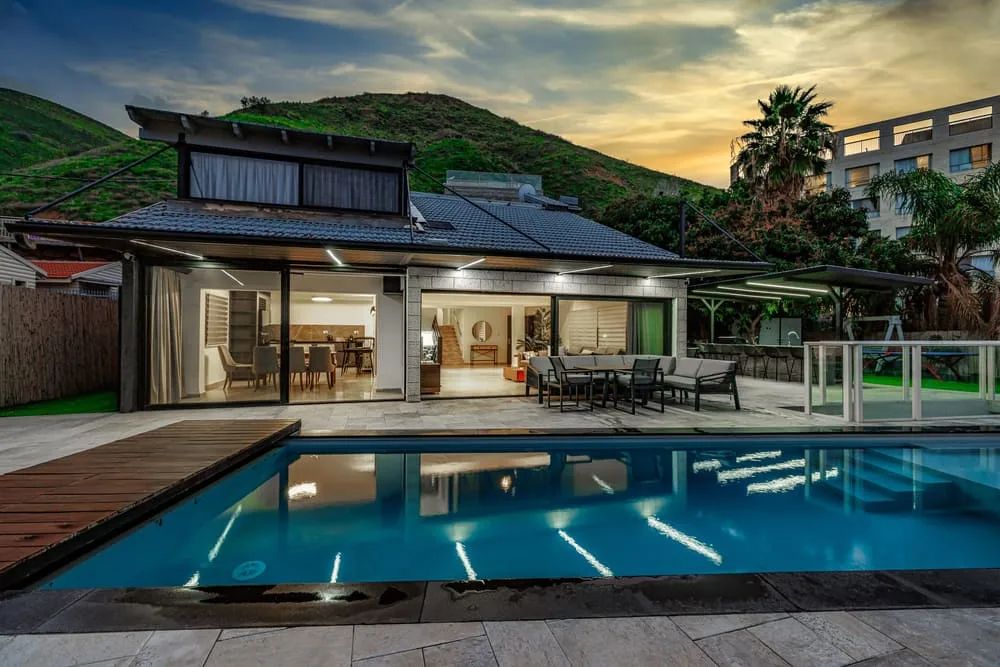 Luxury Villa Raz in the Sea of Galilee in Tiberias, Kinneret, Israel