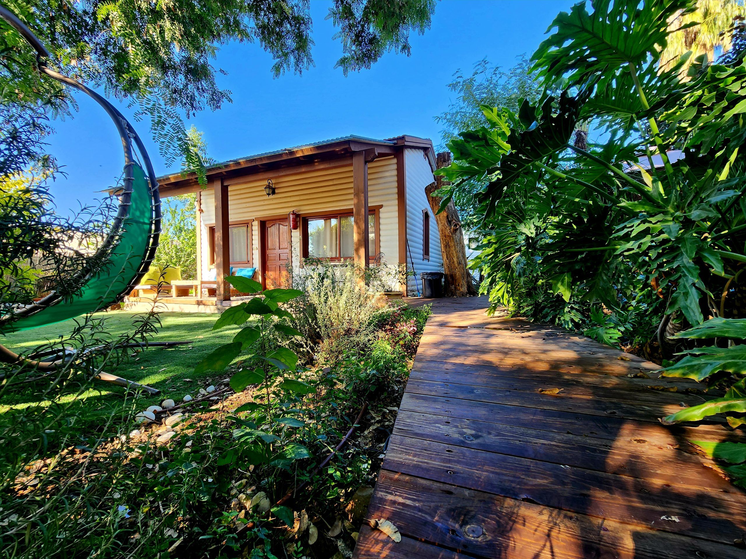 Rest in Jordan - The Romantic Cabin 5