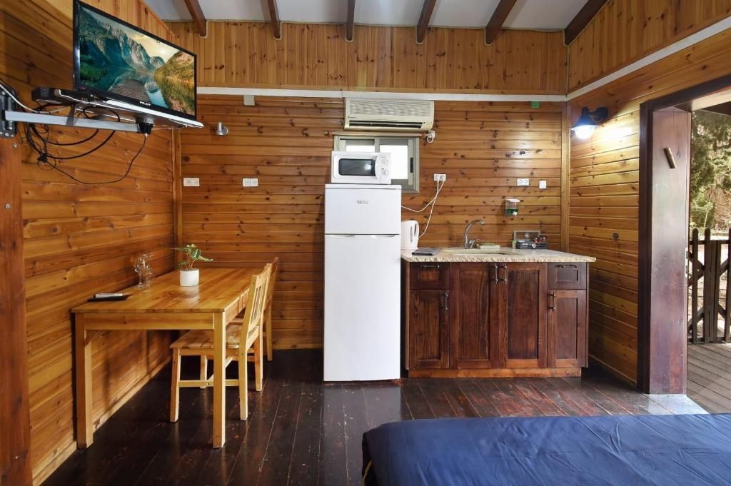 A Corner in the Spring - The Small Family Cabin 5